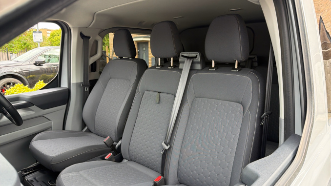 Ford Transit Custom 320 L1 Petrol Fwd 2.5 PHEV 232ps H1 Double Cab Van Limited Auto - Image 33